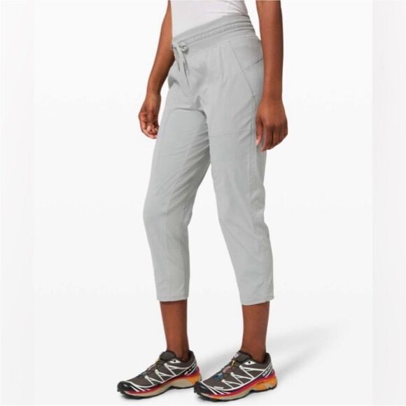 Lululemon Dance Studio Crop Pants *25” in Titanium Grey‎ - Picture 1 of 11